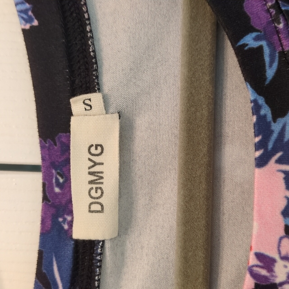 Floral Midi Dress in Black with Pink & Purple Blooms And Pockets - Picture 2 of 4